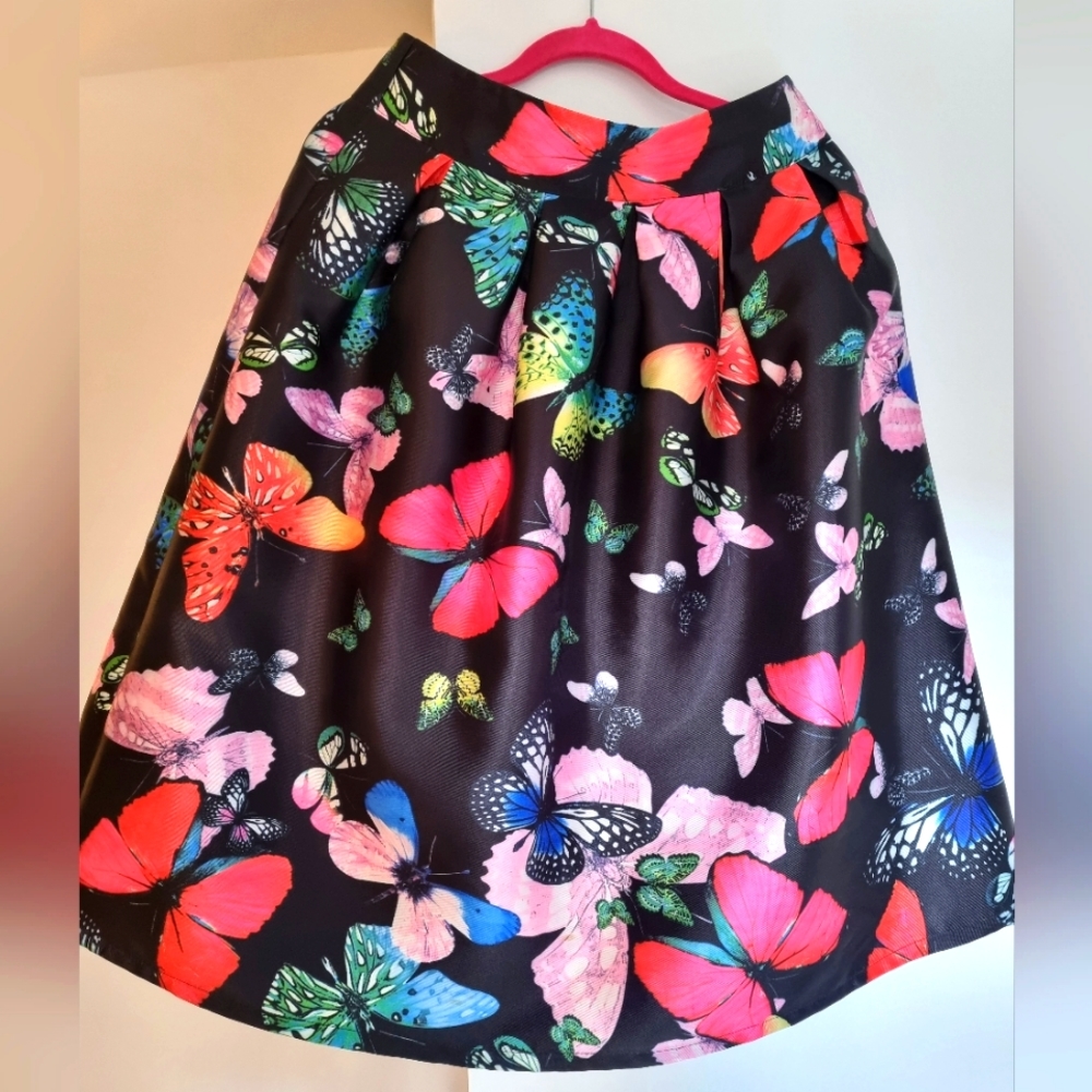 Satin skirt